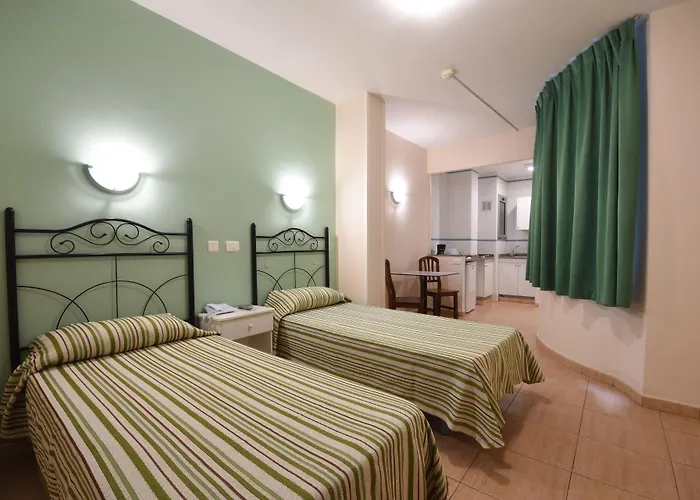 蒂诺卡公寓 公寓 *